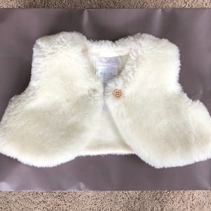 Baby girl faux fur cream vest